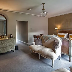 Grays Court 4* York